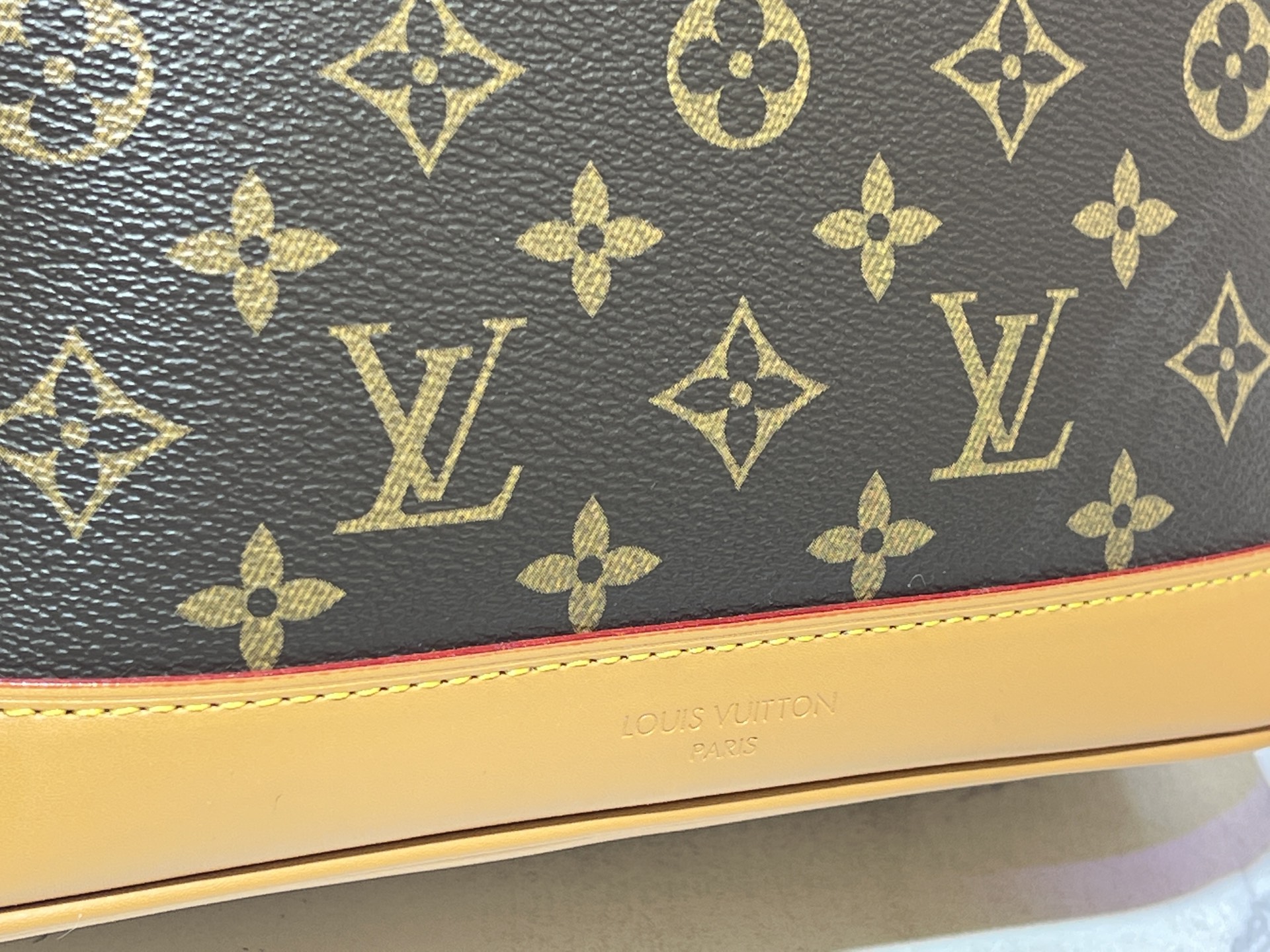 スーパーコピーバッグ国内発送対応N品安全必ず届く信用できるサイト